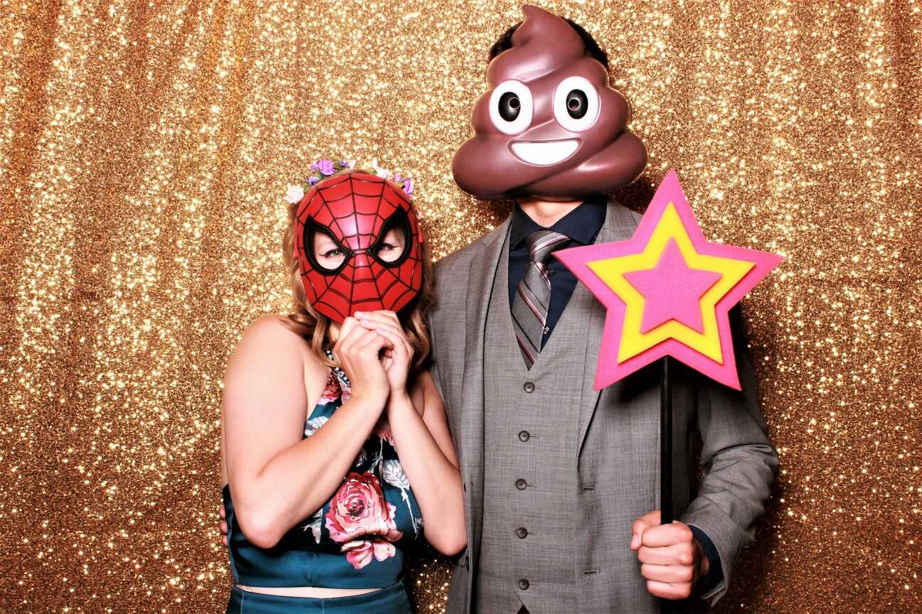 3 Clicks Photo Booths