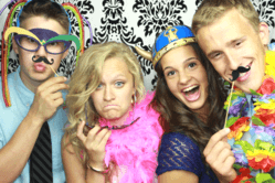 3 Clicks Photo Booths